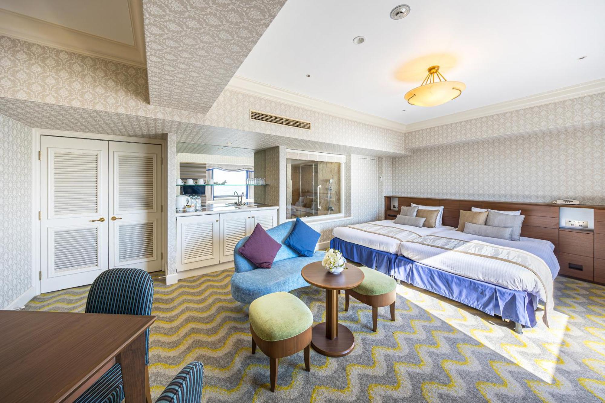 Hotel Okura Tokyo Bay Urayasu Eksteriør billede Deluxe Suite